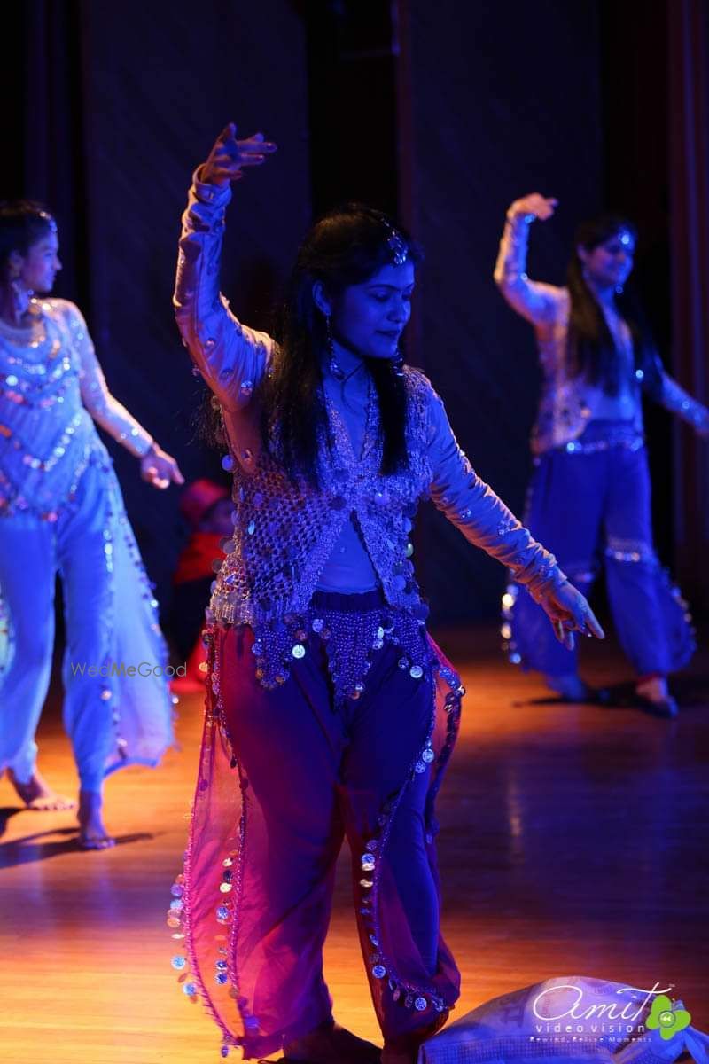 Photo By Dance With Me Academy - Sangeet Choreographer