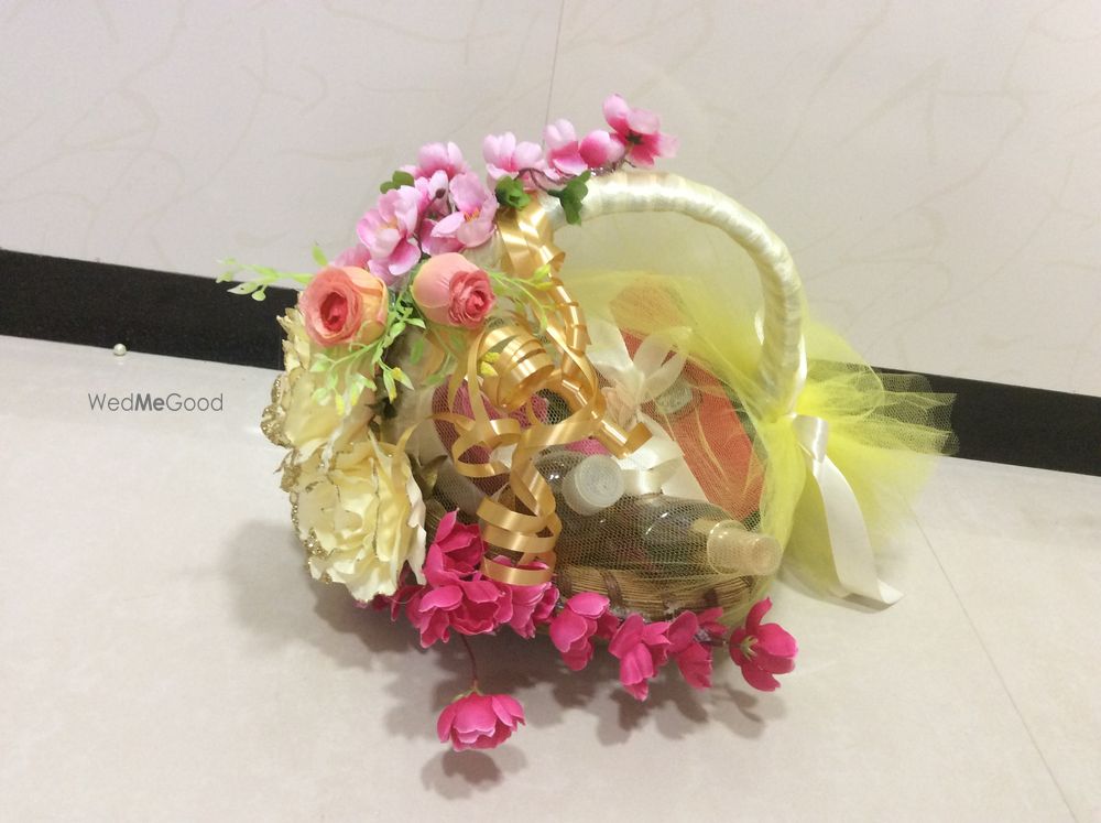 Photo By Wrappmess - Trousseau Packers