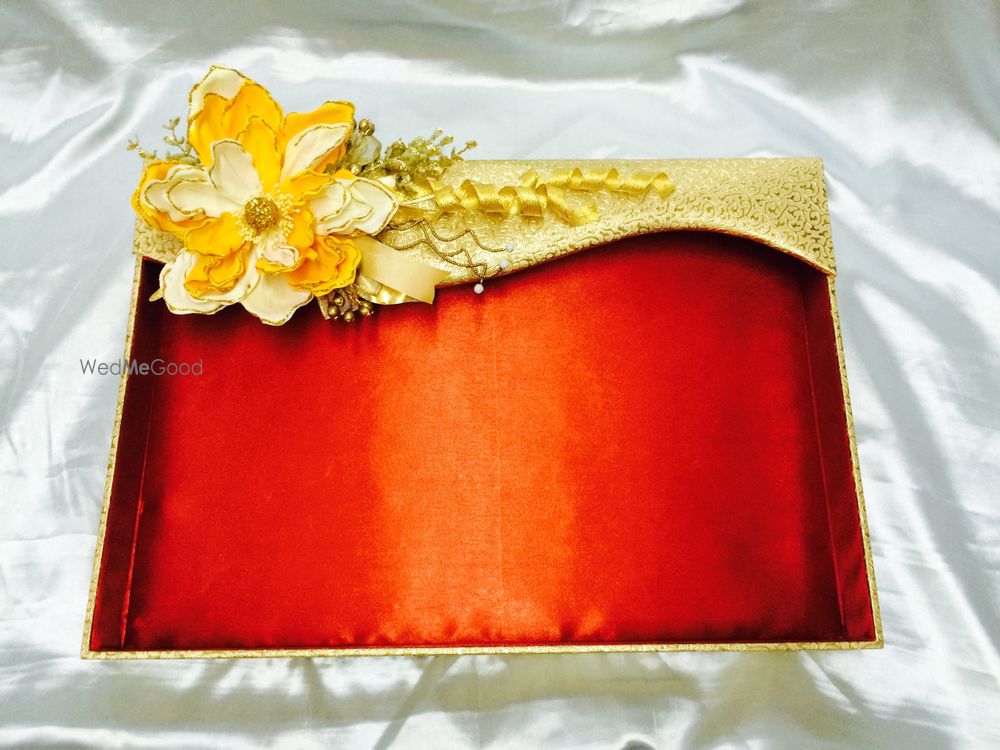 Photo By Wrappmess - Trousseau Packers