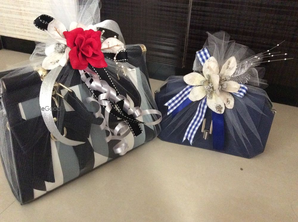 Photo By Wrappmess - Trousseau Packers