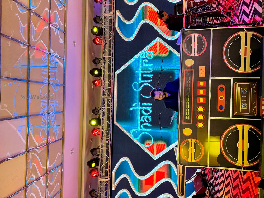 Photo By Tron3 - DJs