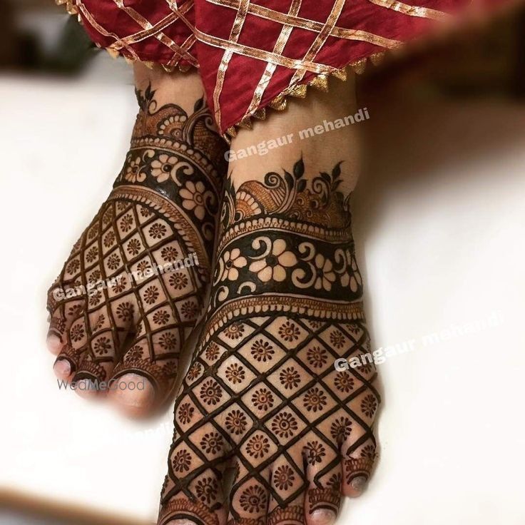 Photo By Pradeep Mehandi Art - Mehendi Artist