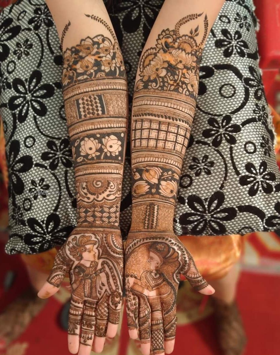 Photo By Saurav Mehandi Art - Mehendi Artist