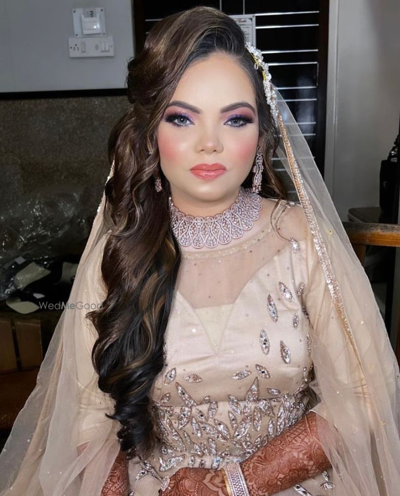 Photo By Dimple Meghwani Makeovers - Bridal Makeup