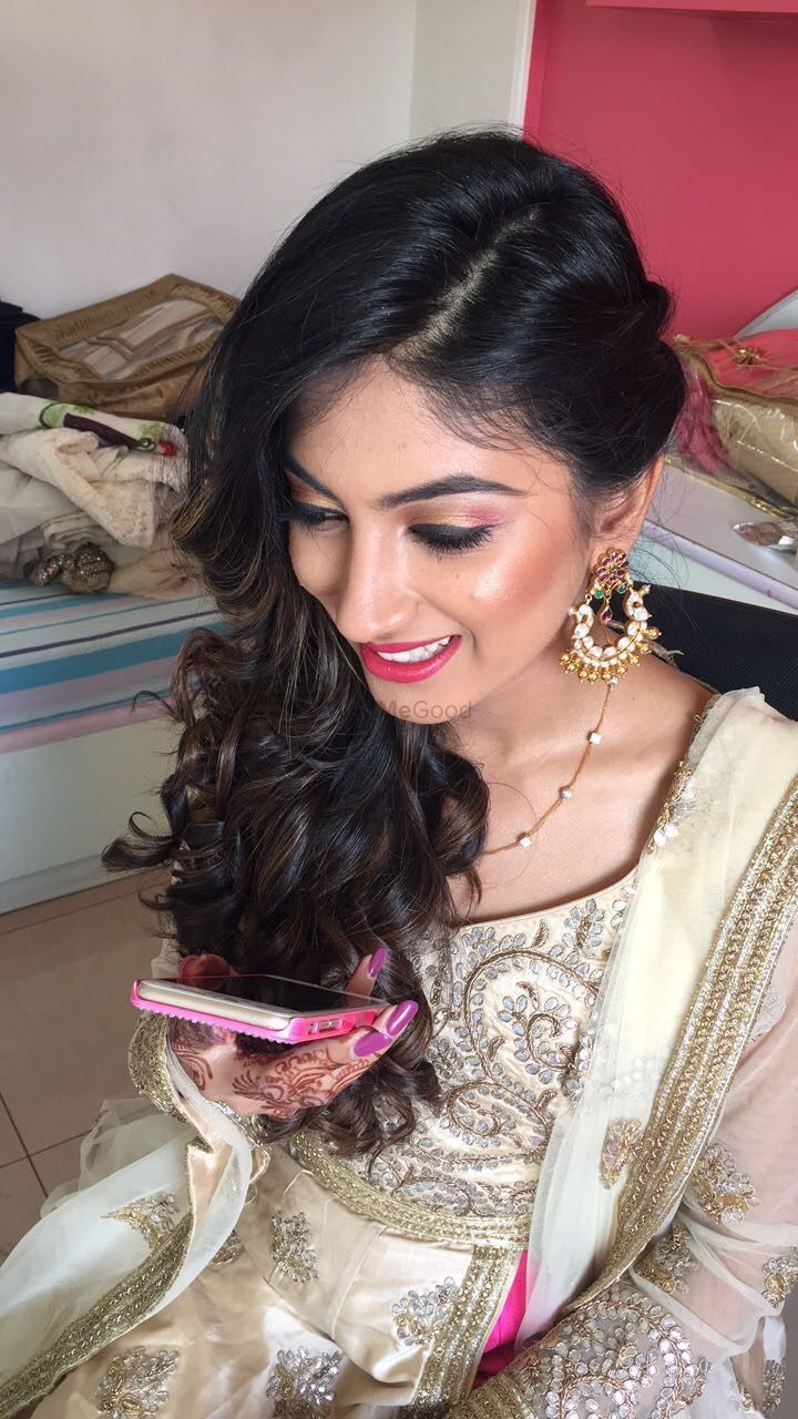 Photo By MUA Anjali Jain - Bridal Makeup