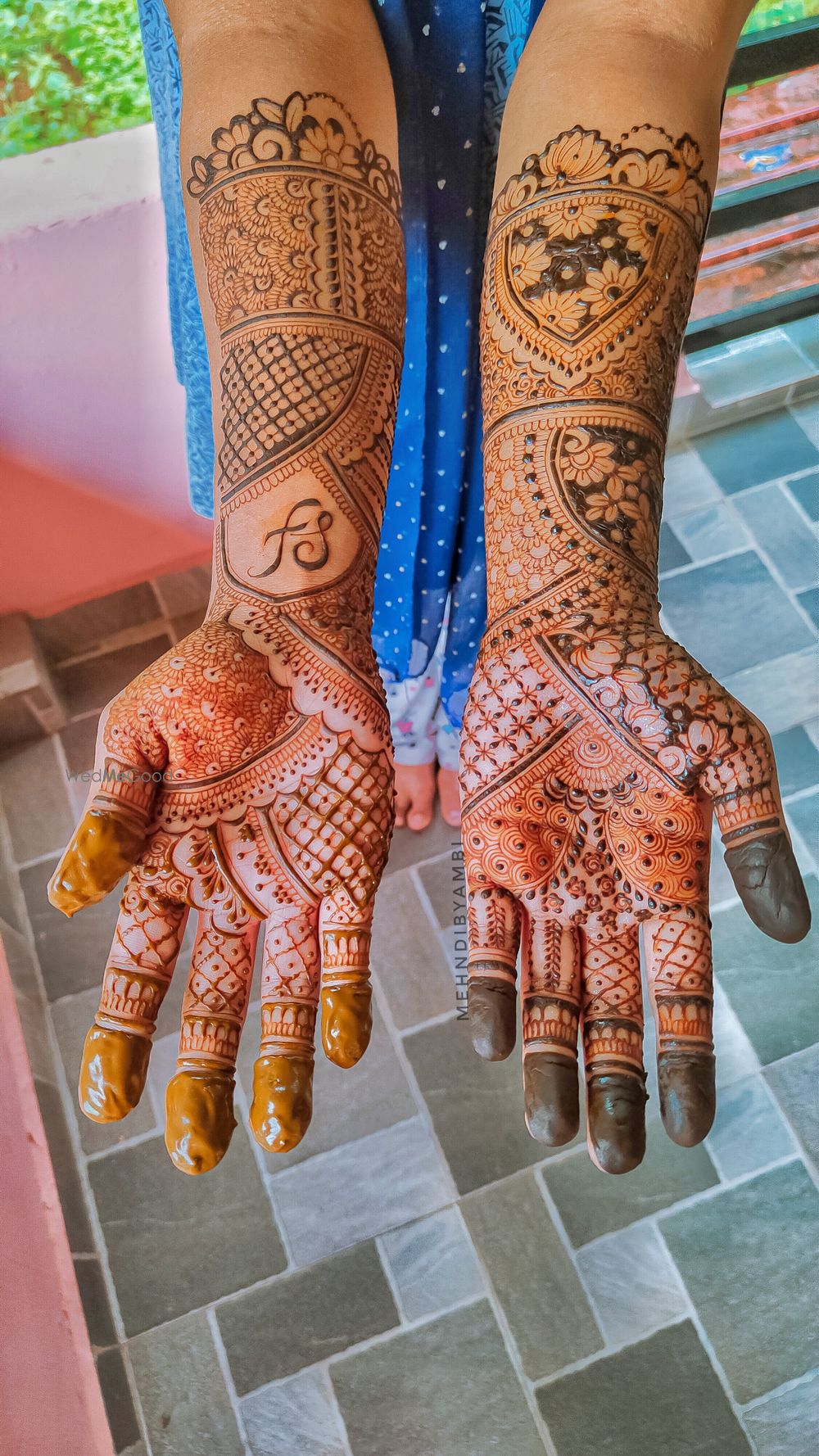 Photo By Mehndi by Ambi - Mehendi Artist