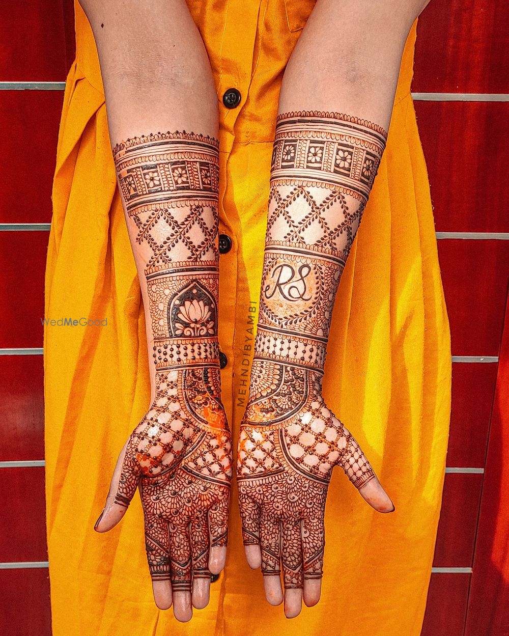 Photo By Mehndi by Ambi - Mehendi Artist