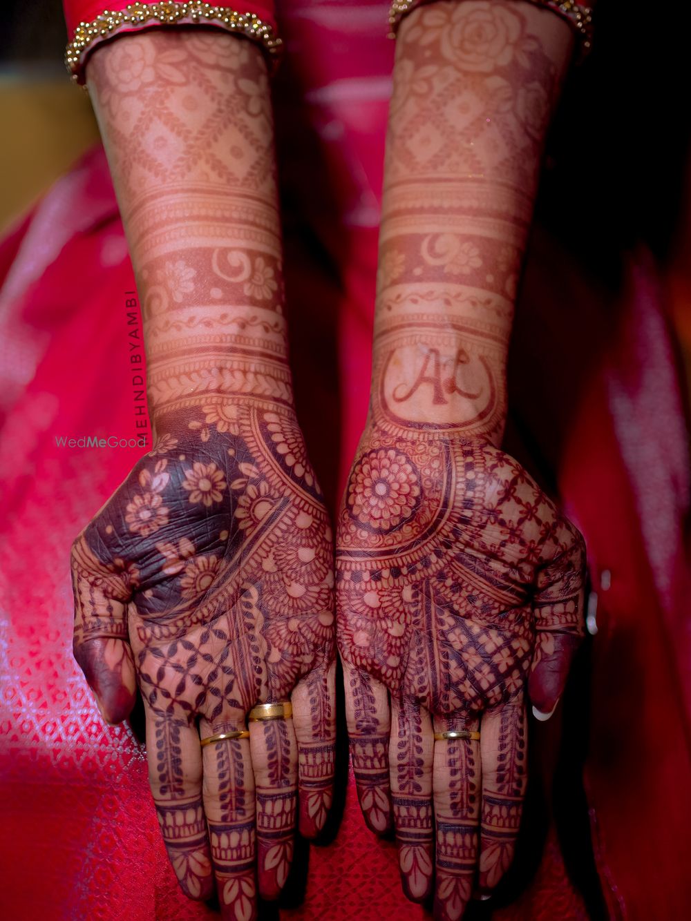 Photo By Mehndi by Ambi - Mehendi Artist