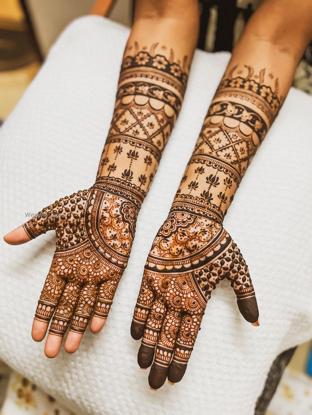 Photo By Mehndi by Ambi - Mehendi Artist