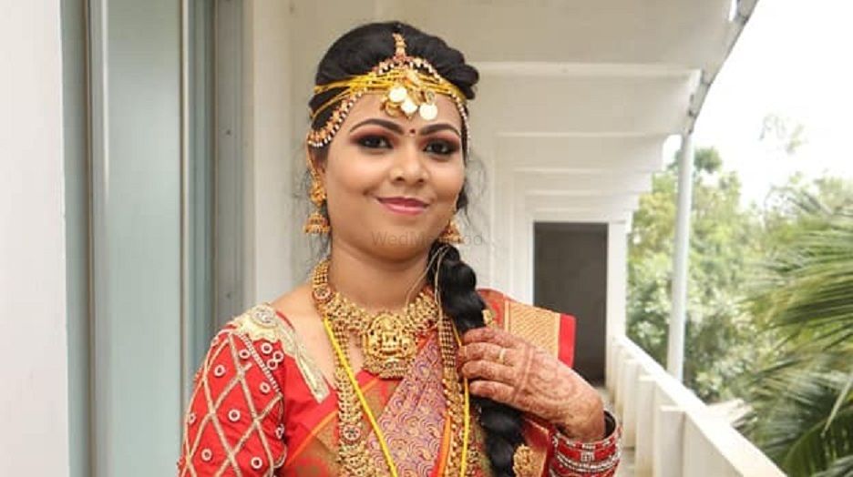 Sakthira Bridal Studio