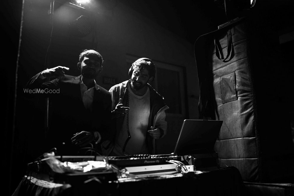 Photo By Rehzik - DJs