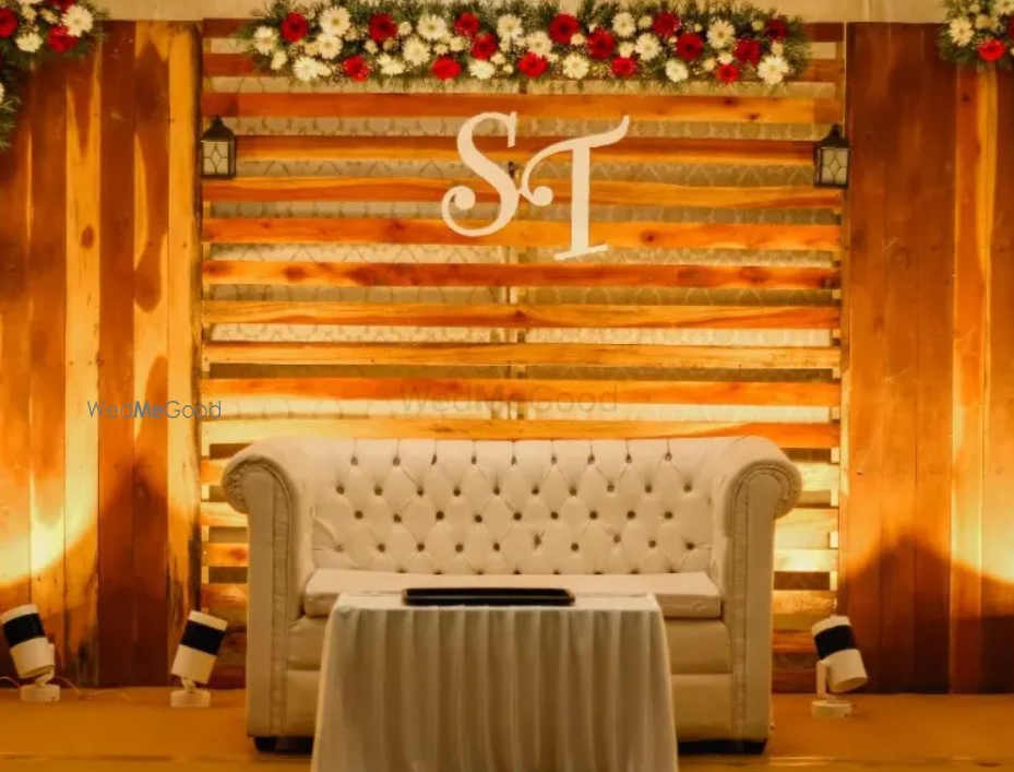 Royal Signature Events - Decor