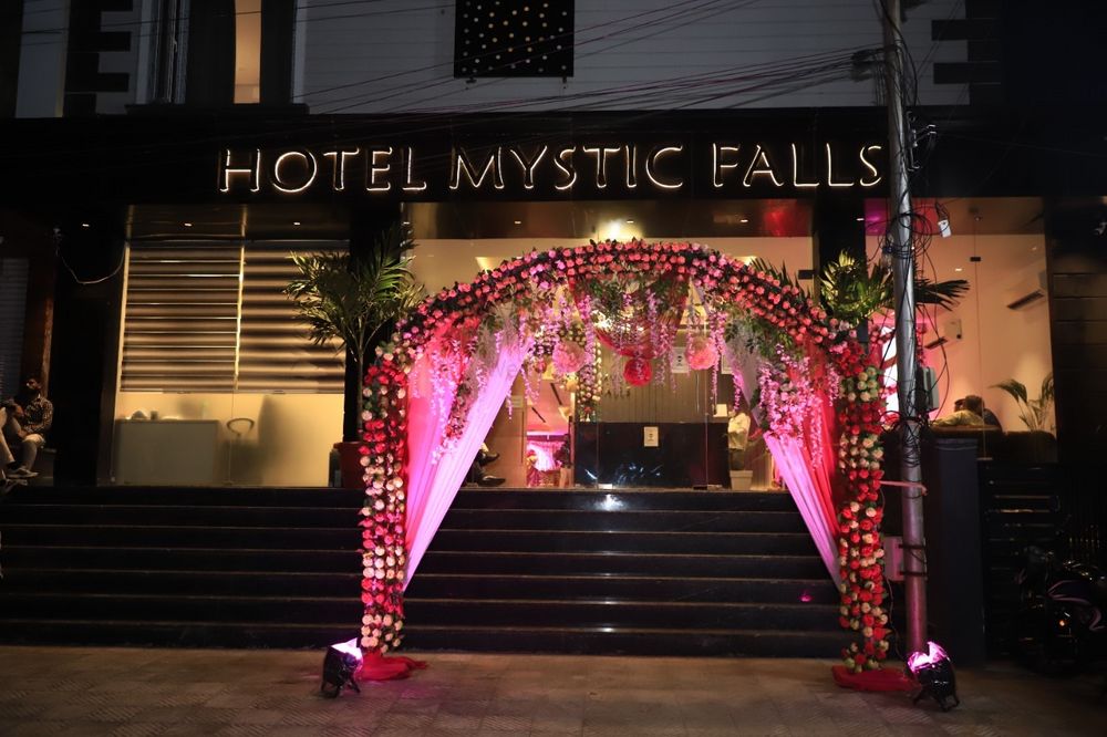 Photo By Hotel Mystic Falls - Venues