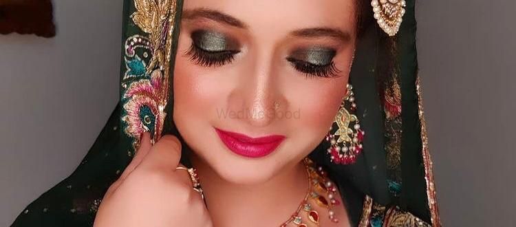 Farha Husain Makeup Artist