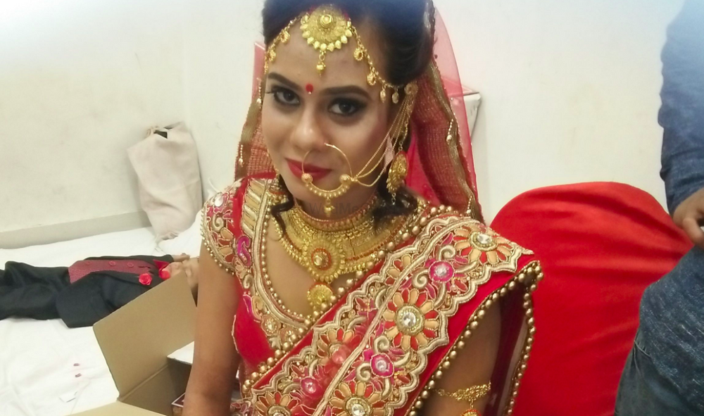 Agra Makeup Artist