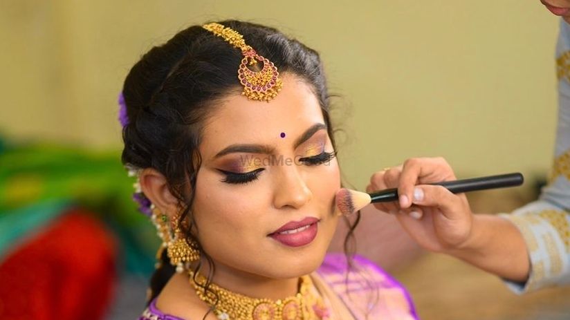 Mitali Jain - Makeup artist