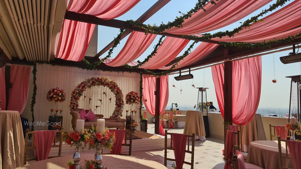 Photo By Raw Spring - Decorators