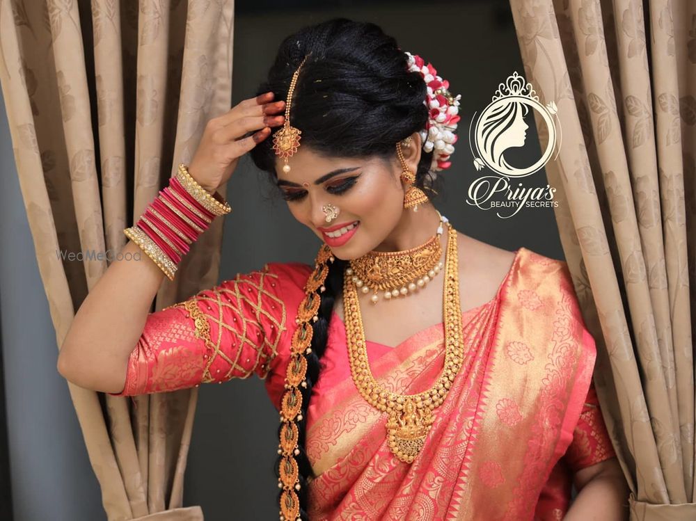 Photo By Priya's Beauty Secrets - Bridal Makeup