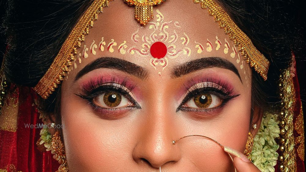 Hashtag Makeup Labs by Anindya