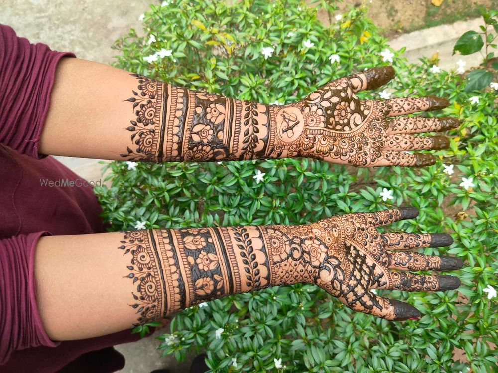 Photo By Henna by Asiya - Mehendi Artists