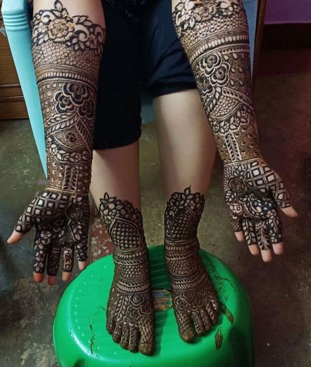 Photo By Humera Floral Art - Mehendi Artist