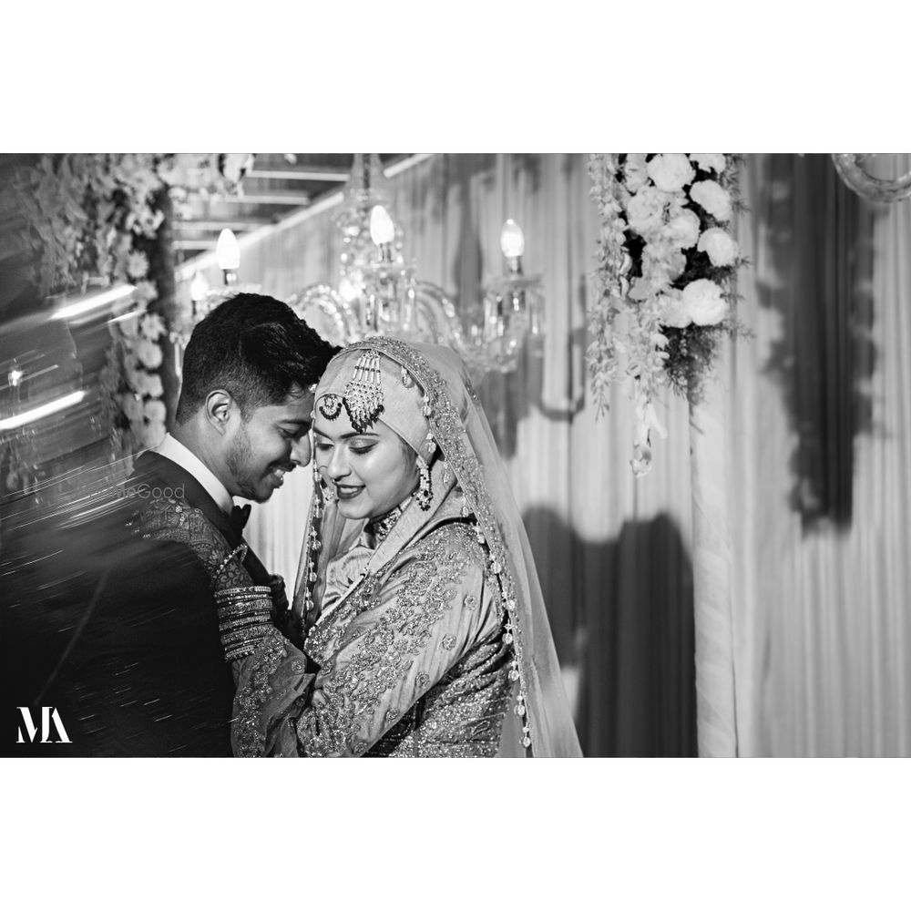 Photo By Mouli Photography - Photographers