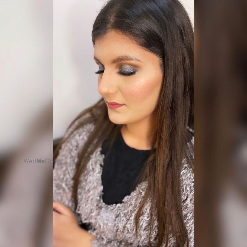 Photo By Makeovers by Simran Dawar - Bridal Makeup