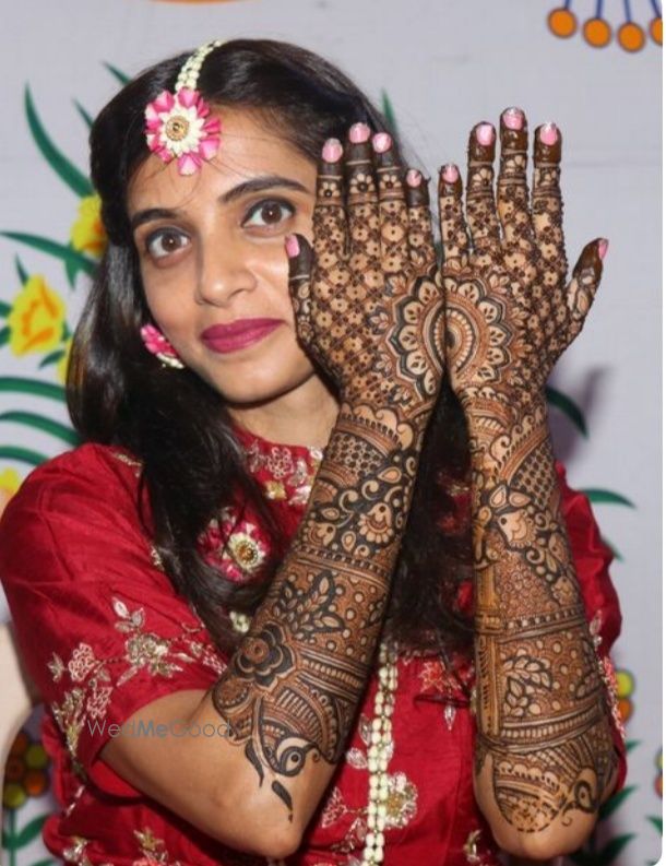 Photo By Satveer Mehendi Artist - Mehendi Artist