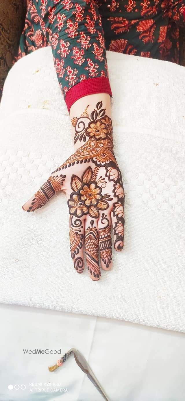 Photo By Satveer Mehendi Artist - Mehendi Artist