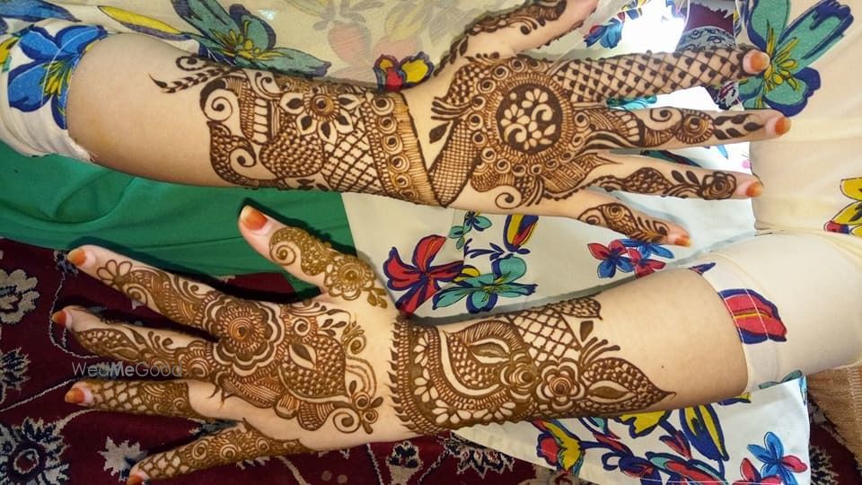 United Mehendi Designer