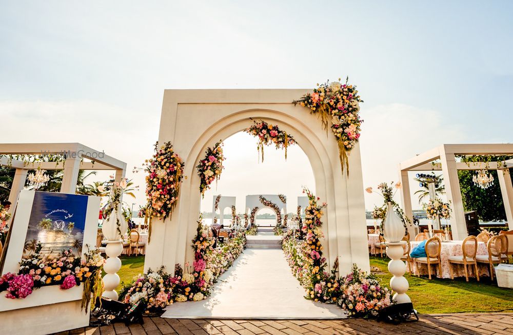 Photo By Watermark Weddings - Wedding Planners