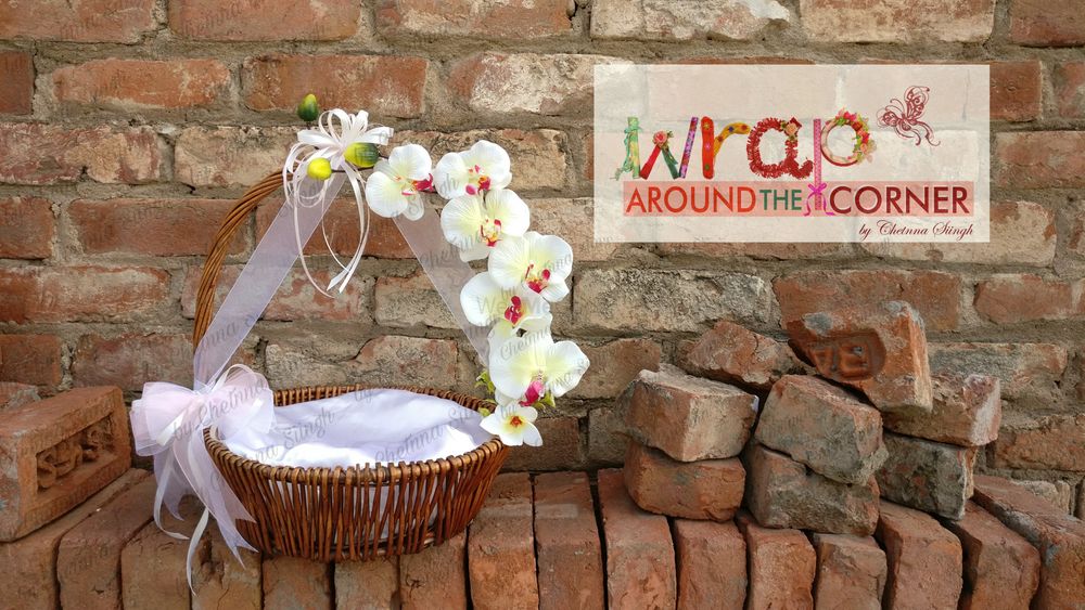Photo By Wrap Around The Corner - Trousseau Packers