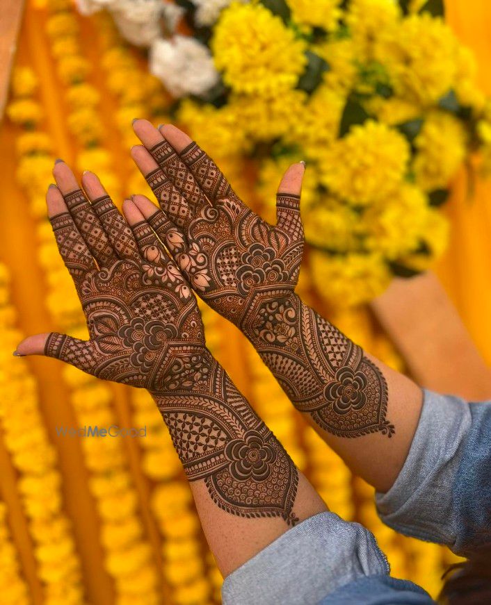 Photo By Shiva Jaipuri Mehandi Arts - Mehendi Artist