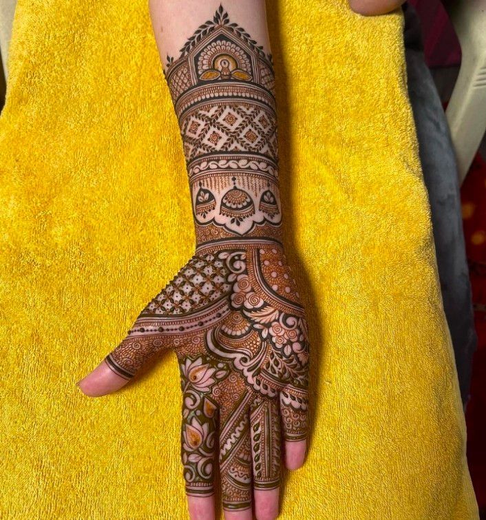 Photo By Shiva Jaipuri Mehandi Arts - Mehendi Artist