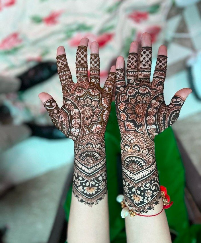 Photo By Shiva Jaipuri Mehandi Arts - Mehendi Artist