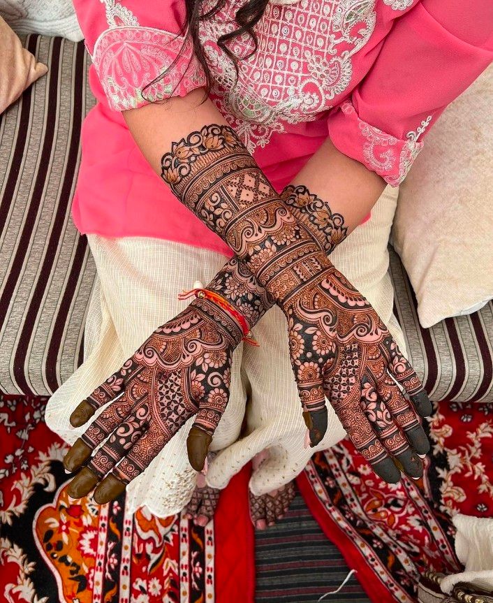 Photo By Shiva Jaipuri Mehandi Arts - Mehendi Artist