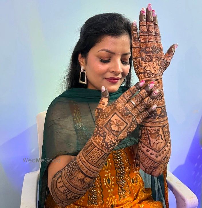 Photo By Shiva Jaipuri Mehandi Arts - Mehendi Artist