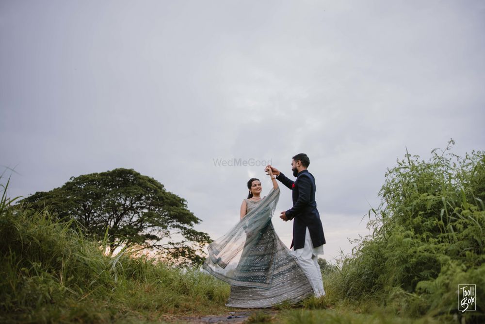 Photo By Toolbox Weddings - Photographers