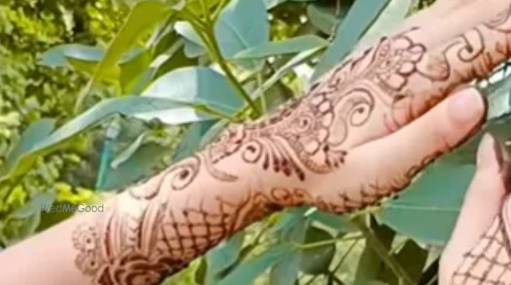 Nitya Mehendi Artist