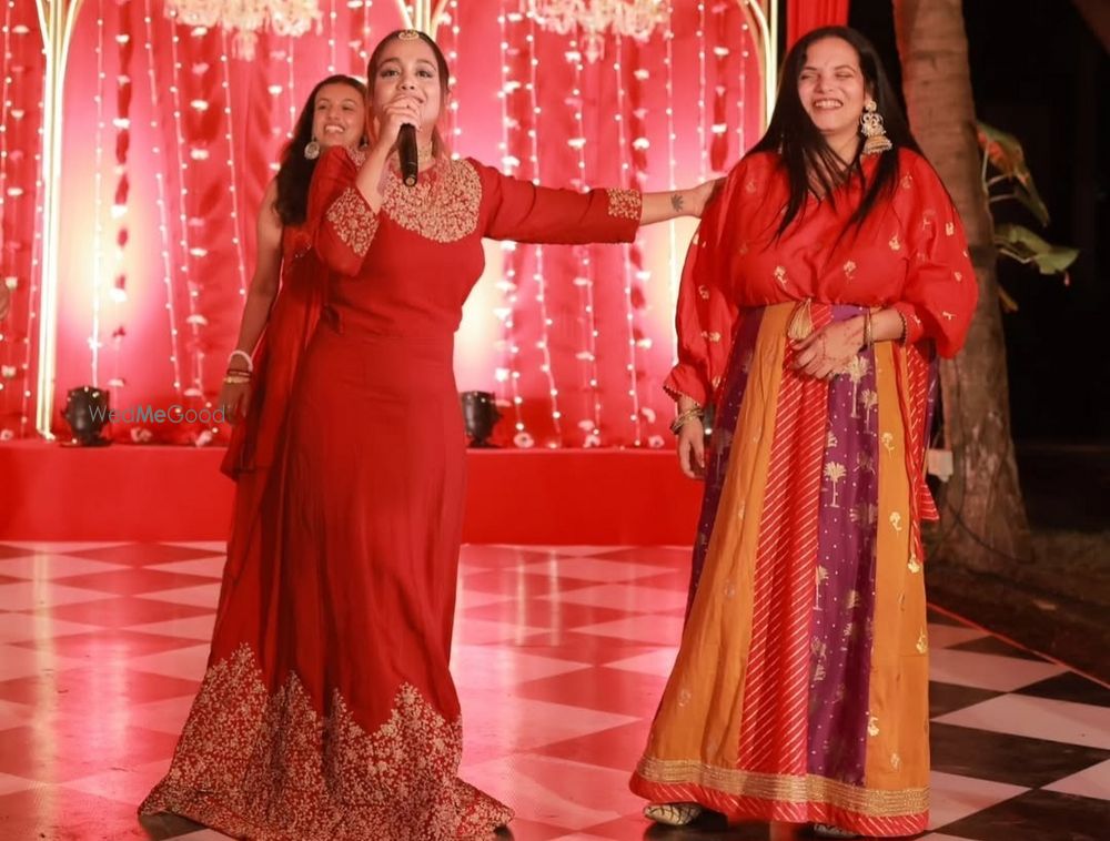 Photo By Simran Roiz - Wedding Entertainment 