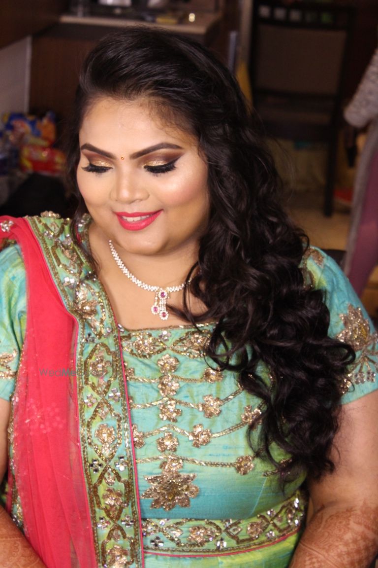 Photo By Makeovers by Triptii Rastogi - Bridal Makeup