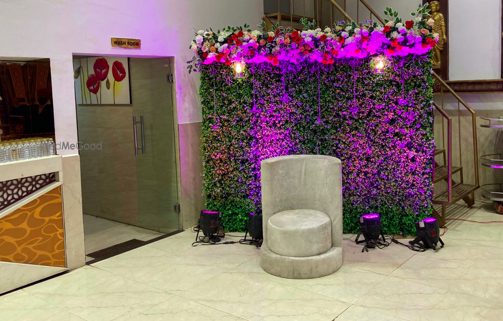 Photo By The Gracious Banquet - Venues