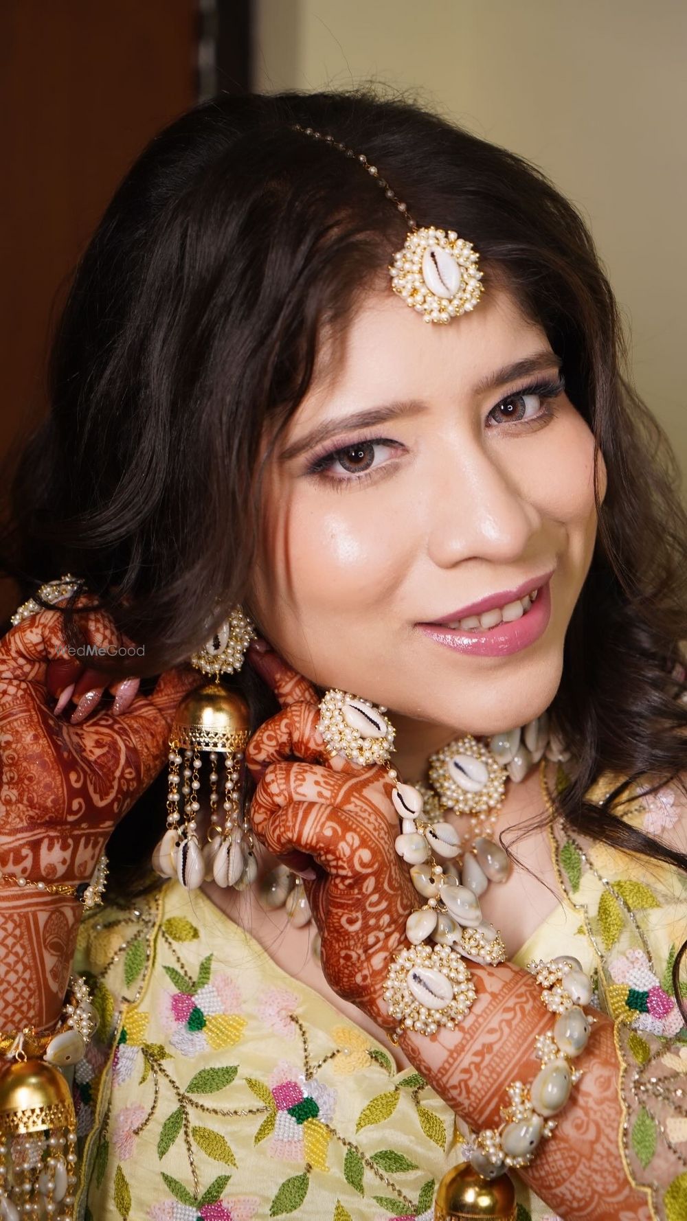 Photo By Vartika Bhatia Makeovers - Bridal Makeup