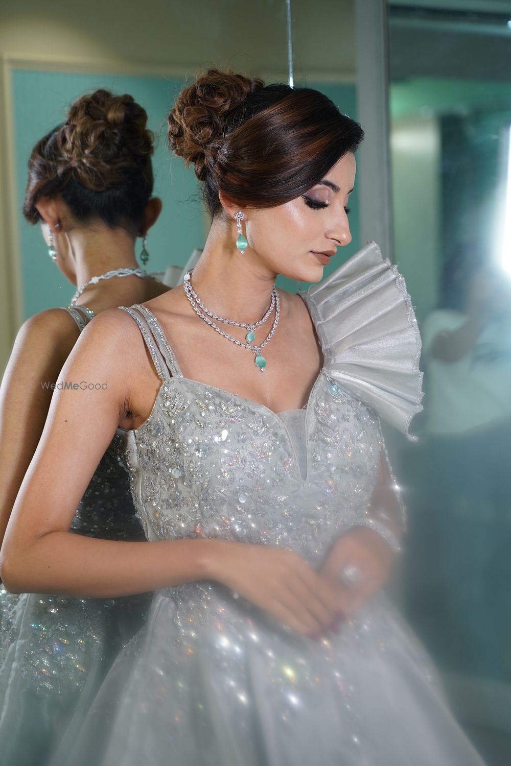 Photo By Vartika Bhatia Makeovers - Bridal Makeup