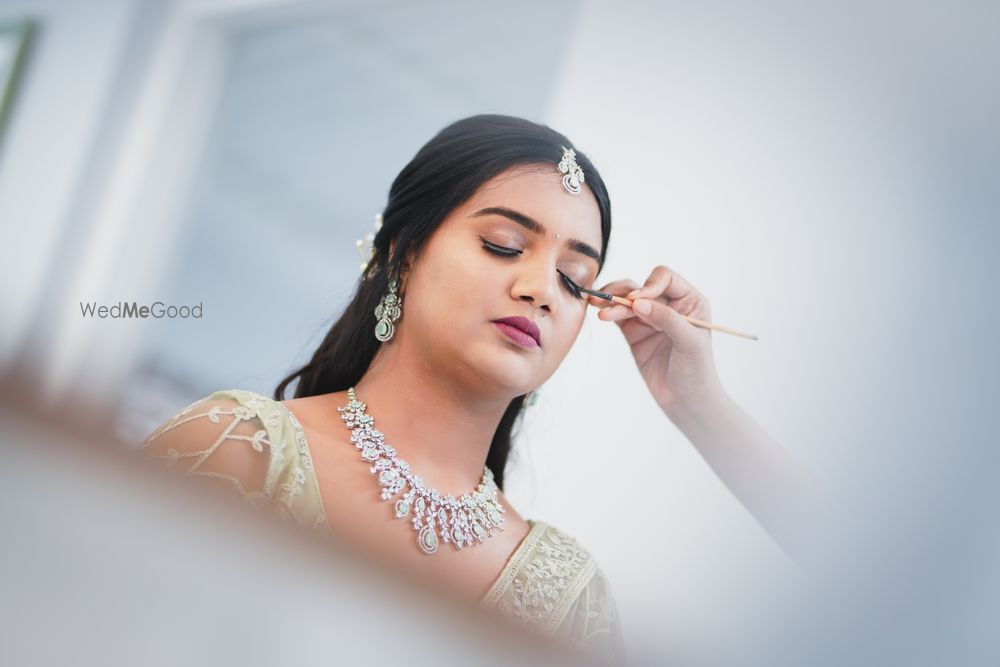 Photo By Makeup by Varsha Kotian - Bridal Makeup