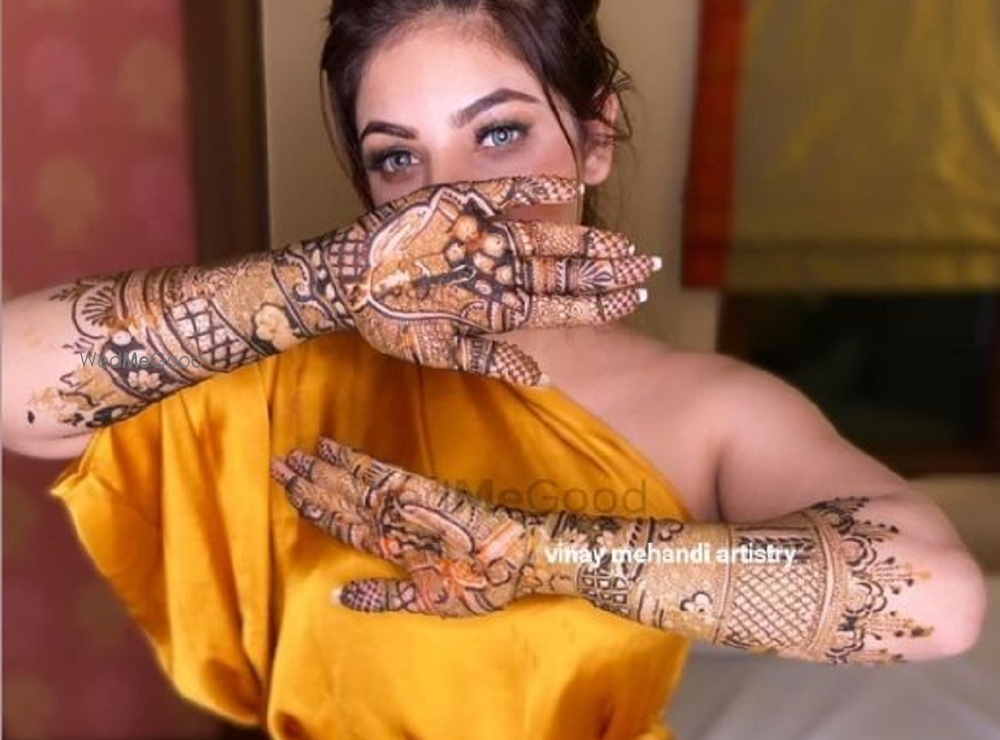 Photo By Mehendi by Vinay - Mehendi Artist