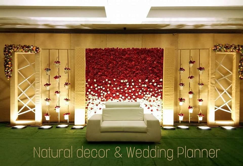 Natural Decor & Wedding Planner