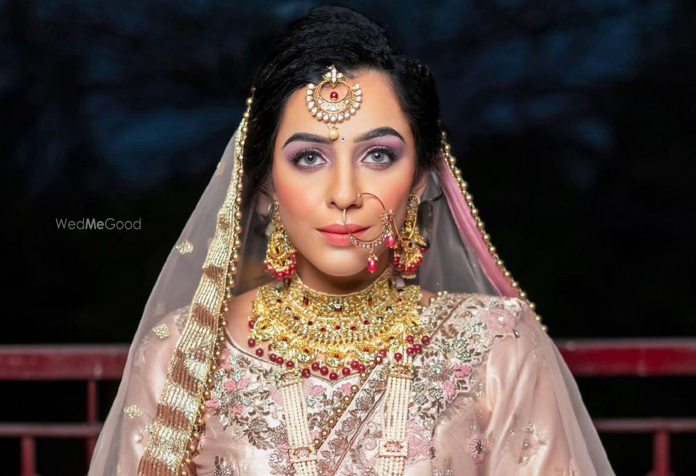 Himanshi Arora Makeovers