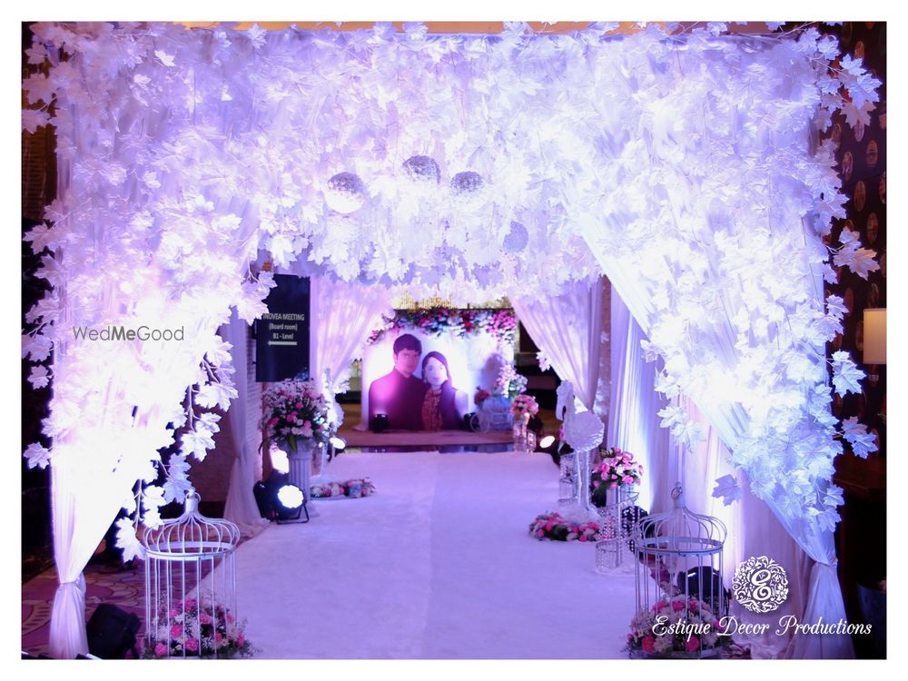 Photo By Estique Decor Productions - Decorators