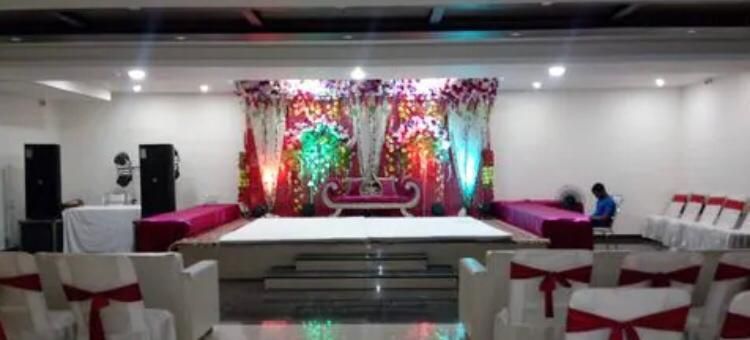 Solitaire Inn Hotel Banquet and Marriage Hall